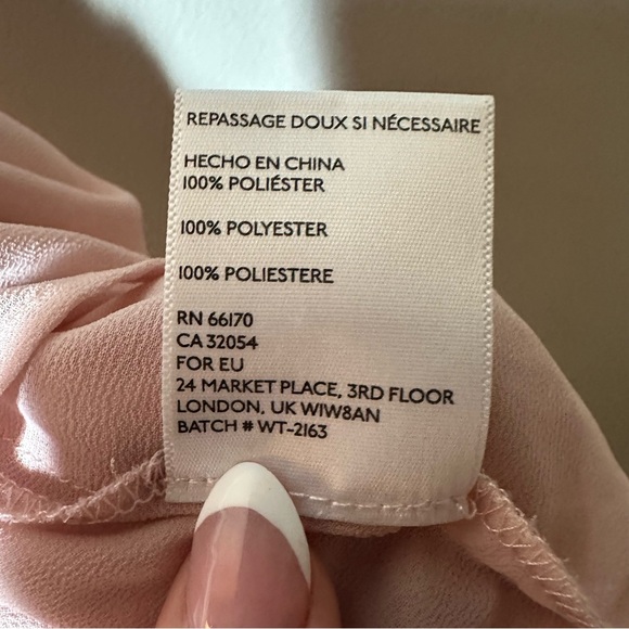 Kimchi Blue Urban Outfitters Blush Pink Women's Top Size Small - Picture 6 of 8